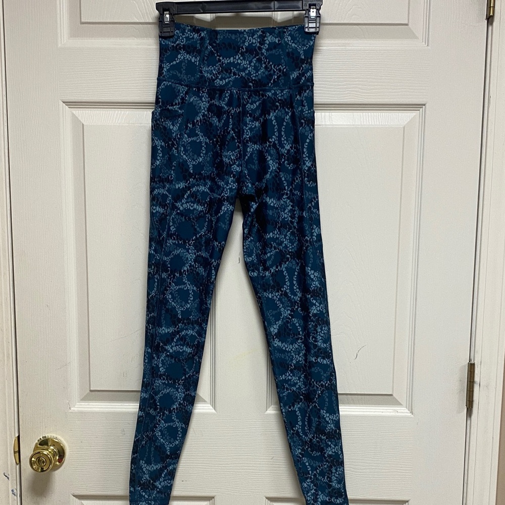 Kinesis XS Womens Blue Patterned Leggings